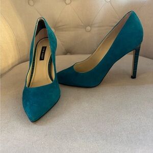 Nine West Women's Suede Teal Heels